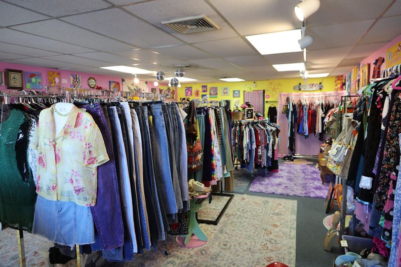 Go at the Right Time and Shop Like a Regular Go at the Right Time and Shop Like a Regular