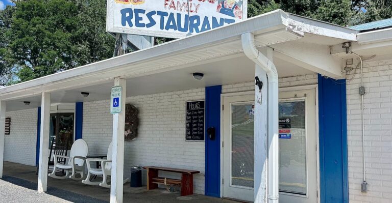 Don’t Drive Past These Local-Favorite Diners In Northeast Tennessee
