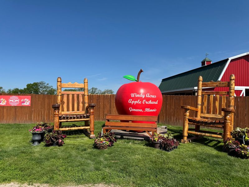 Windy Acres Farm Stand (Geneva) Windy Acres Farm Stand (Geneva)