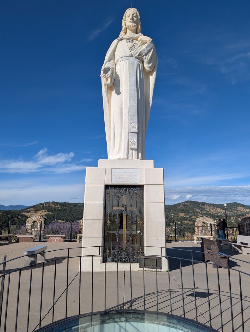 Mother Cabrini Shrine, Golden