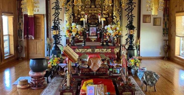 Few People Know About This Tennessee Peace Pagoda With A Serene Prayer Garden