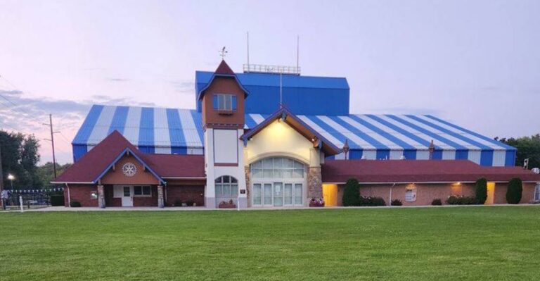 Frankenmuth Hosts An Officially Sanctioned German Festival With Authentic Food