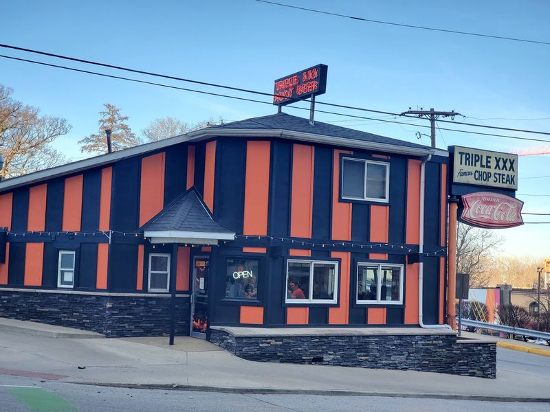 Triple XXX Family Restaurant (West Lafayette) Triple XXX Family Restaurant (West Lafayette)