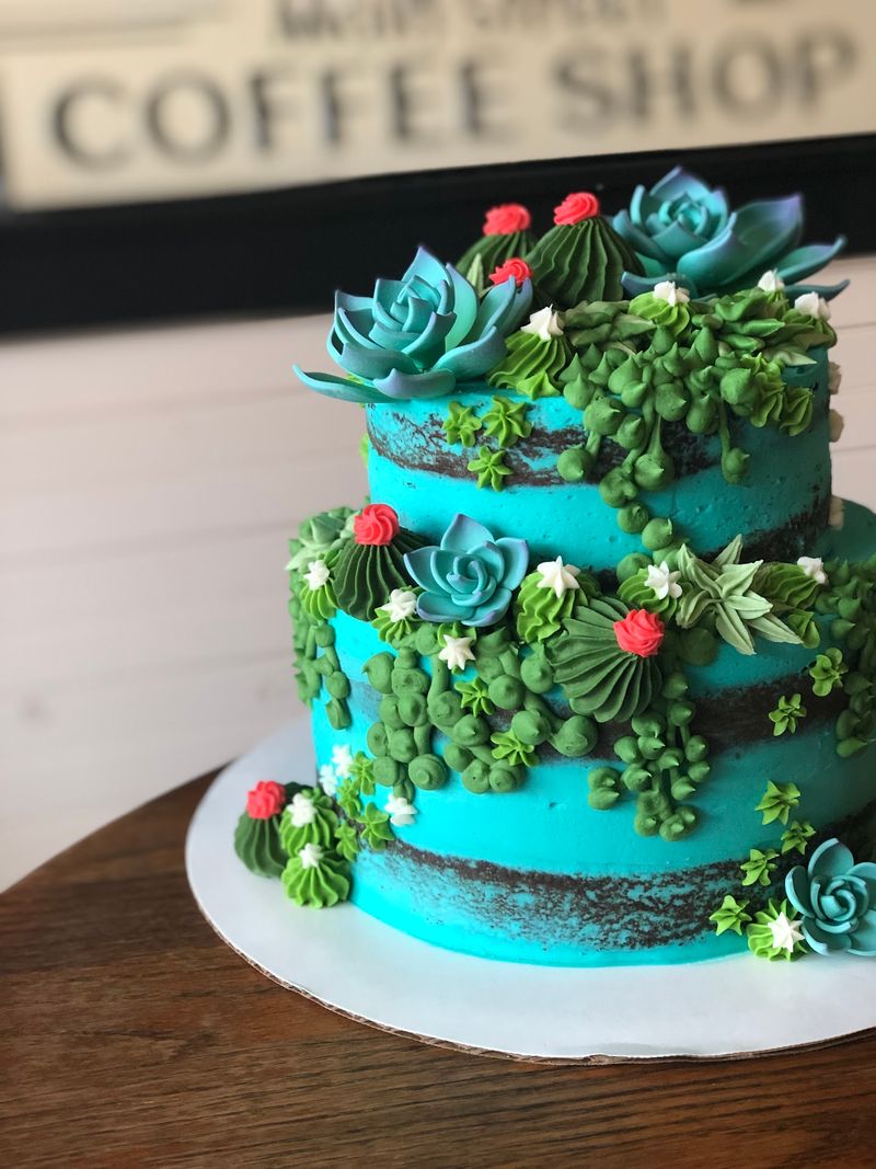 Custom Cakes for Special Occasions Custom Cakes for Special Occasions