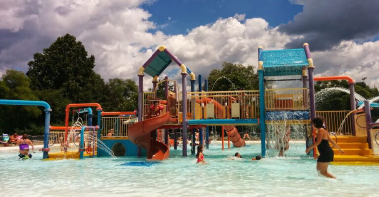 If You Haven’t Visited This Outdoor Waterpark In Pennsylvania, You’re Definitely Missing Out