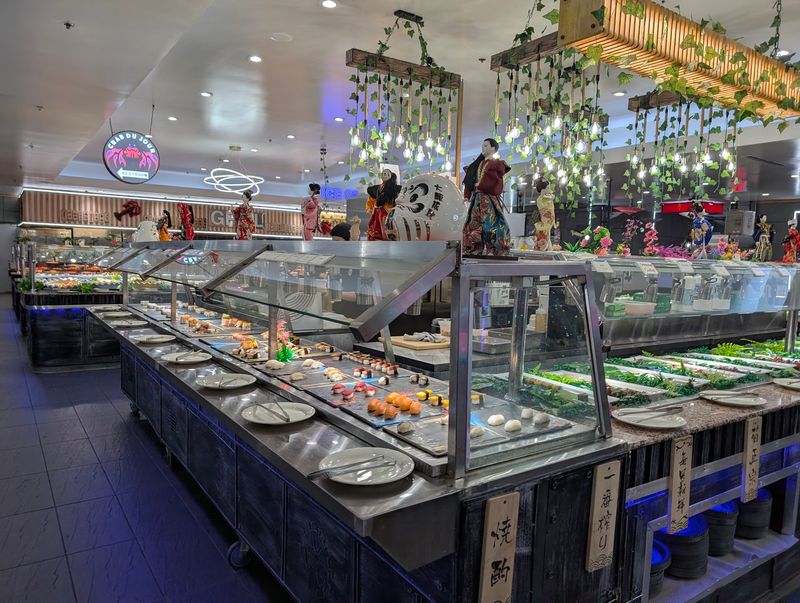 Umi Sushi & Seafood Buffet (Indianapolis) Umi Sushi & Seafood Buffet (Indianapolis)
