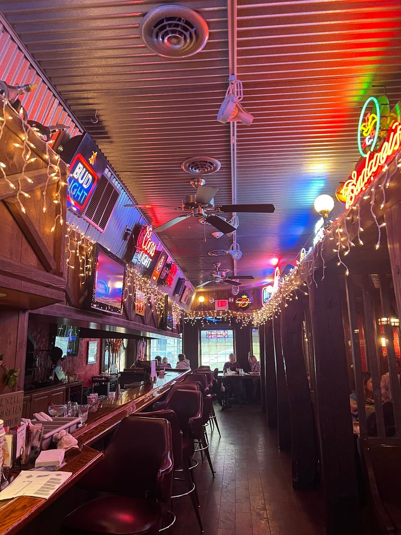 Why Willie and Red’s Rises Above a Standard Buffet