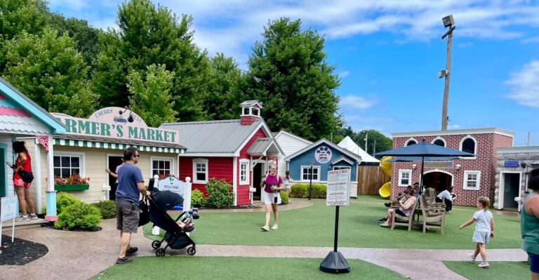 Kids Can Feed Baby Goats And Enjoy Wagon Rides At This Pennsylvania Family Farm