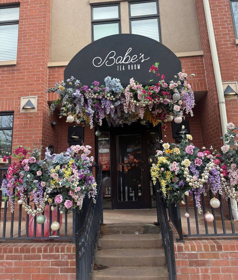 Babe's Tea Room (Golden) Babe's Tea Room (Golden)