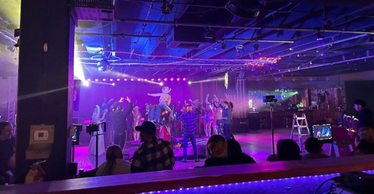 Locals Head To This Nashville, Tennessee Honky-Tonk When Broadway Gets Too Crowded