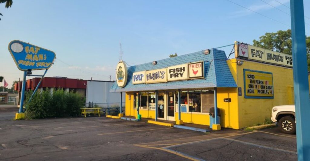 Michigan Families Have Been Coming Here Since 1953 For Crispy Fried Perch