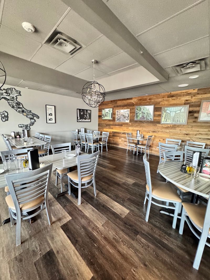 Cafe Jordano (Lakewood) Cafe Jordano (Lakewood)