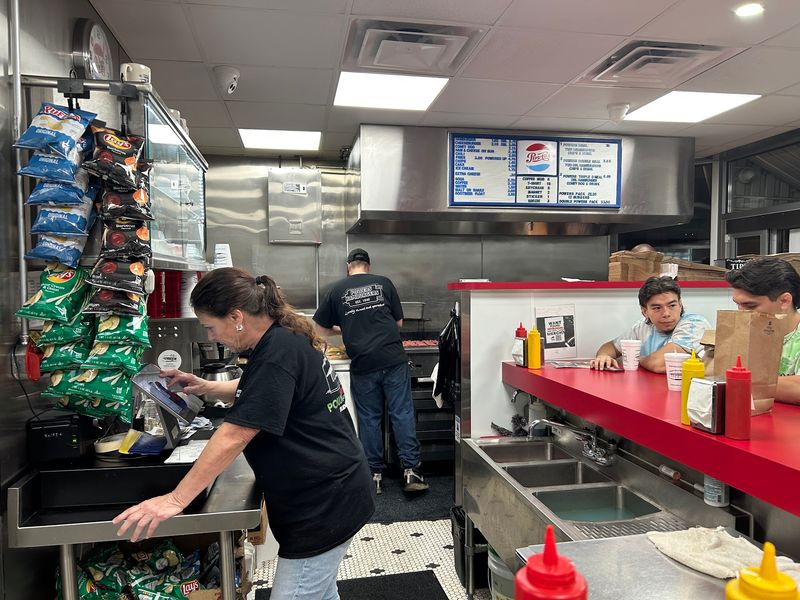 Indiana Nostalgia Sizzles At The Counter Indiana Nostalgia Sizzles At The Counter
