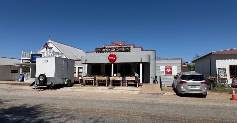 Nearly 90 Years Later, Texans Still Line Up for Pan Dulce at This Bakery