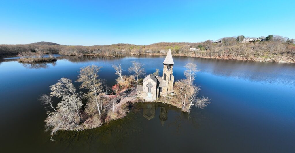 New Jersey’s 13 Most Beautiful Tiny Churches and Chapels