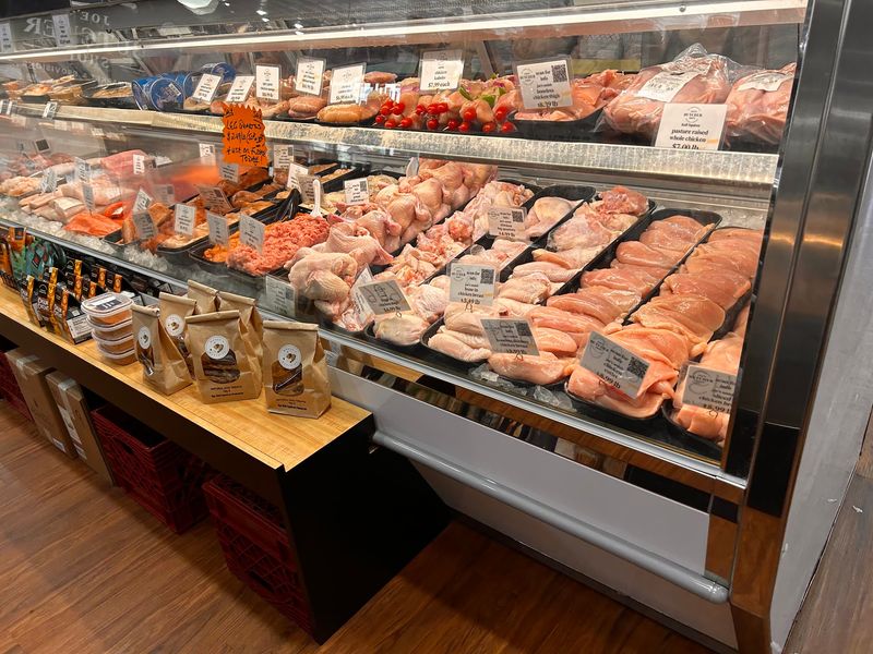 Why Joe's Pulls People Away From the Supermarket Habit