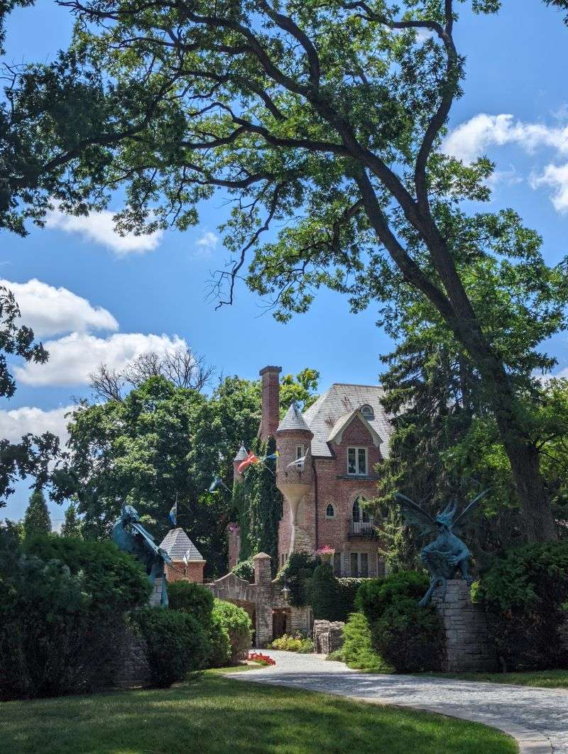 Soderstrom Castle (Peoria Heights)