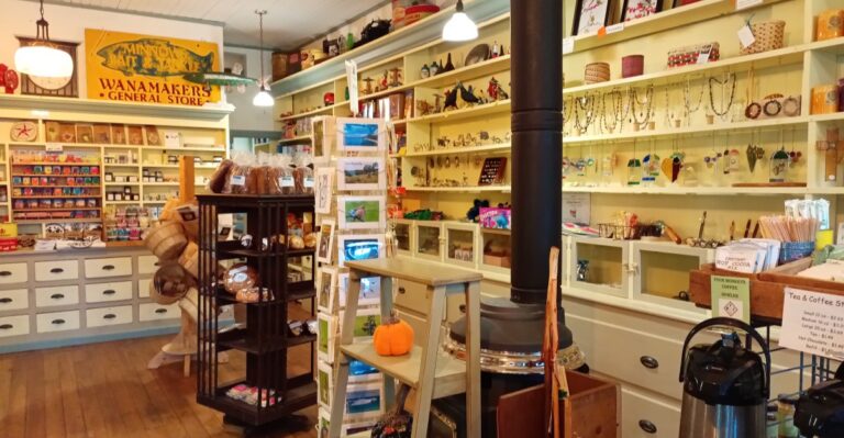 People Come From All Over Pennsylvania To Eat Chicken Salad At This No-Frills General Store