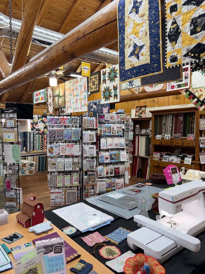 Maggie's Sewing & Fabric (Longmont)