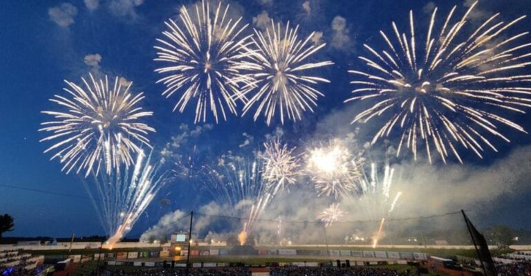 Six Fireworks Teams Take Over The Michigan Sky For Two Spectacular Nights