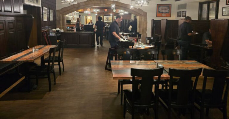 Step Inside a New Jersey Tavern With Nearly 270 Years of Stories