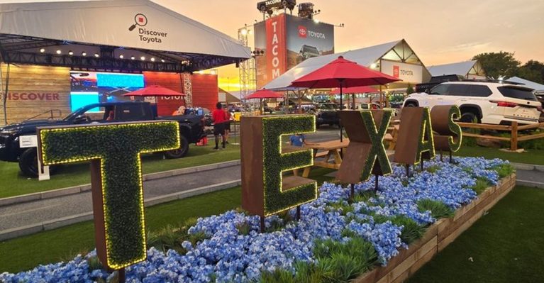 Texas Knows How To End Summer, And This Massive Fair Proves It