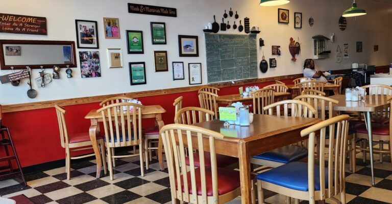 The Cozy Ohio Breakfast Diner Perfect For A Fall Foliage Road Trip