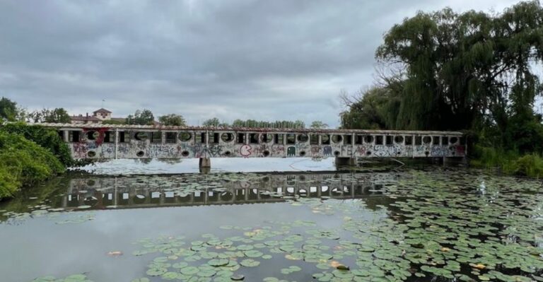 The Eerie Look of This Abandoned Michigan Bridge Feels Straight From a Horror Story