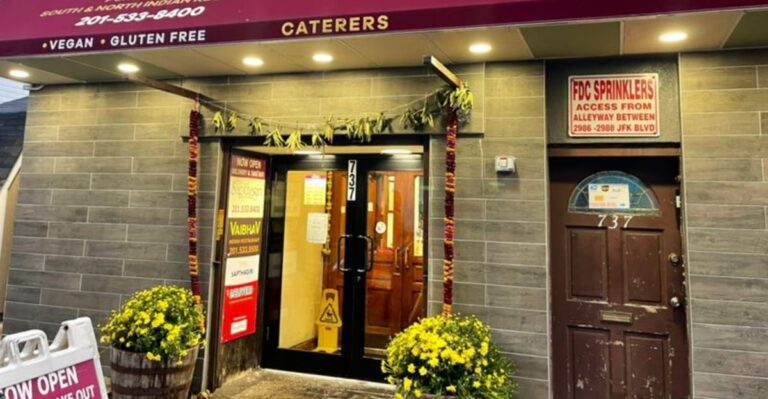 The Endless Indian Buffet at This New Jersey Restaurant Is a Feast for the Senses