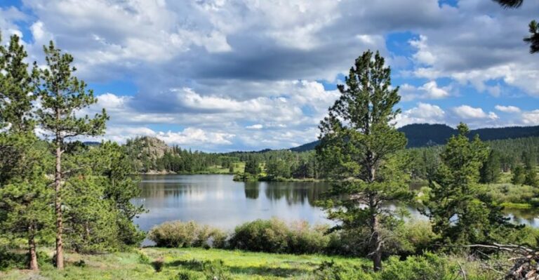 The Old-Fashioned Colorado Lake Families Have Loved for Generations