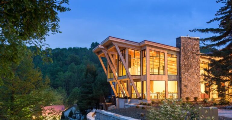 These 10 Pennsylvania Hotels Have Histories You’d Never Expect