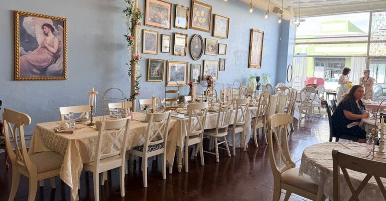 These 11 Texas Tea Rooms Are Worth Clearing Your Afternoon For