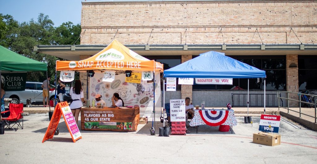 These 8 Texas Farmers Markets Are Packed With Fresh Produce Each Weekend