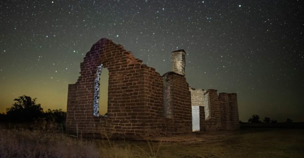 These 8 Texas Ghost Towns Let You Walk Straight Into the Past