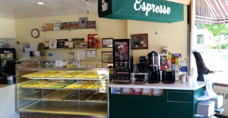 This Bakery Is Becoming A Favorite Road Trip Tradition In A Michigan Lake Town