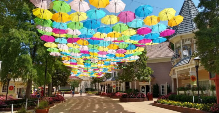 This Beloved Tennessee Theme Park Keeps Outshining Disney – Here’s What A Family Day Actually Costs