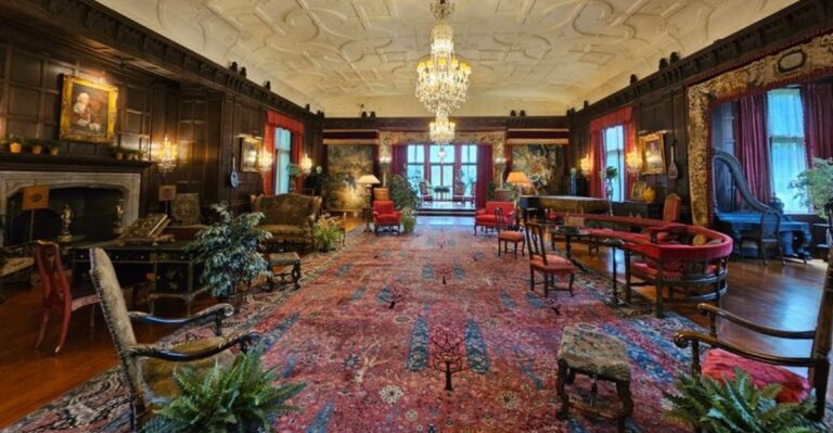 This Breathtaking Ohio Mansion Is Like Stepping Into A Real-Life Time Machine