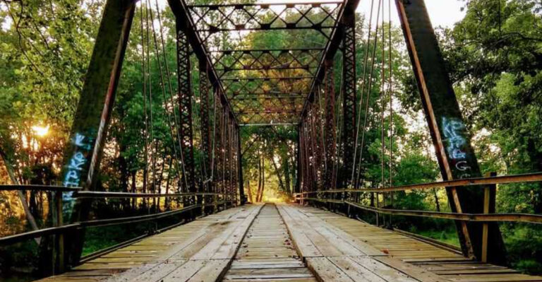 This Eerie Abandoned Bridge in Illinois Could Give You Serious Nightmares