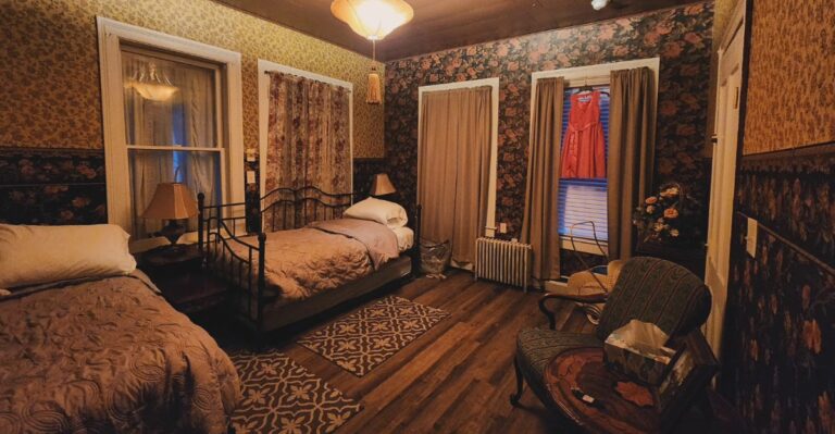This Eerie Overnight Tour In New York Is A Ghost Hunter’s Dream