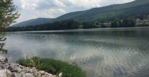 This Flat Running Route In Pennsylvania Takes You Along The River And Past Gorgeous Trees