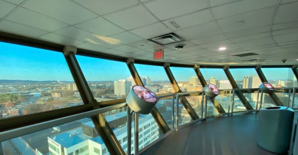 This Golden Globe Above Knoxville, Tennessee Gives Families Free 360-Degree Views