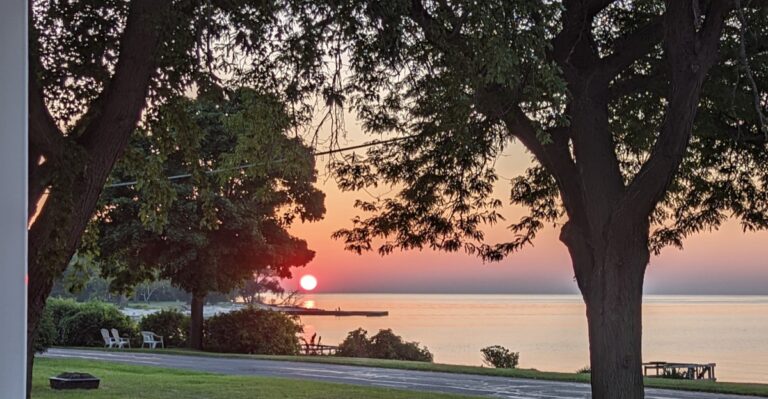 This Ohio Island Becomes Even More Peaceful Once The Summer Crowds Leave