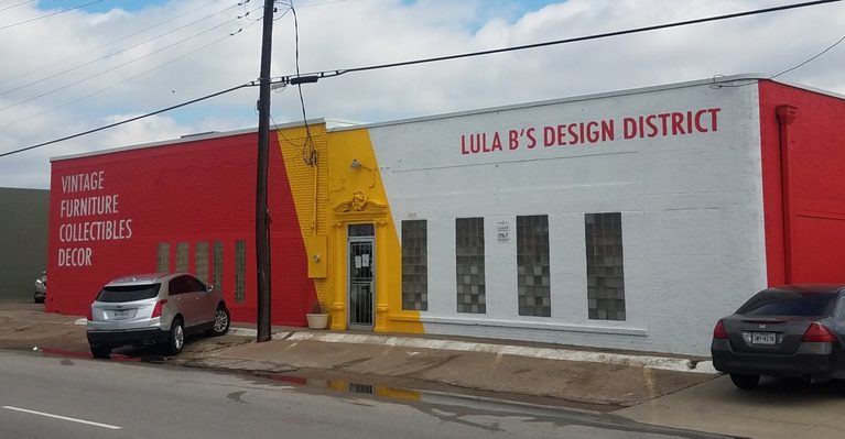 This Under-the-Radar Texas Vintage Mall Is Packed With Mid-Century Treasures and Rare Finds