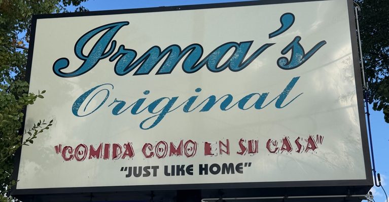 This Unusual Texas Restaurant Serves Dinner Without Ever Handing You A Menu