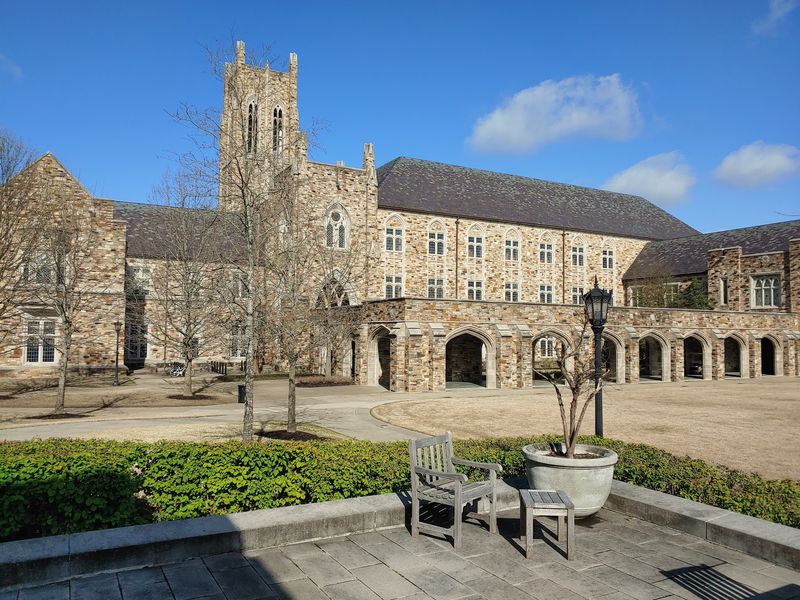Liberal Arts Education That Develops Critical Thinking Liberal Arts Education That Develops Critical Thinking