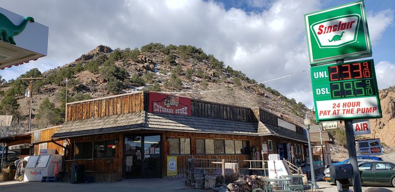 Colorado Roadside Views With a Real Purpose Colorado Roadside Views With a Real Purpose