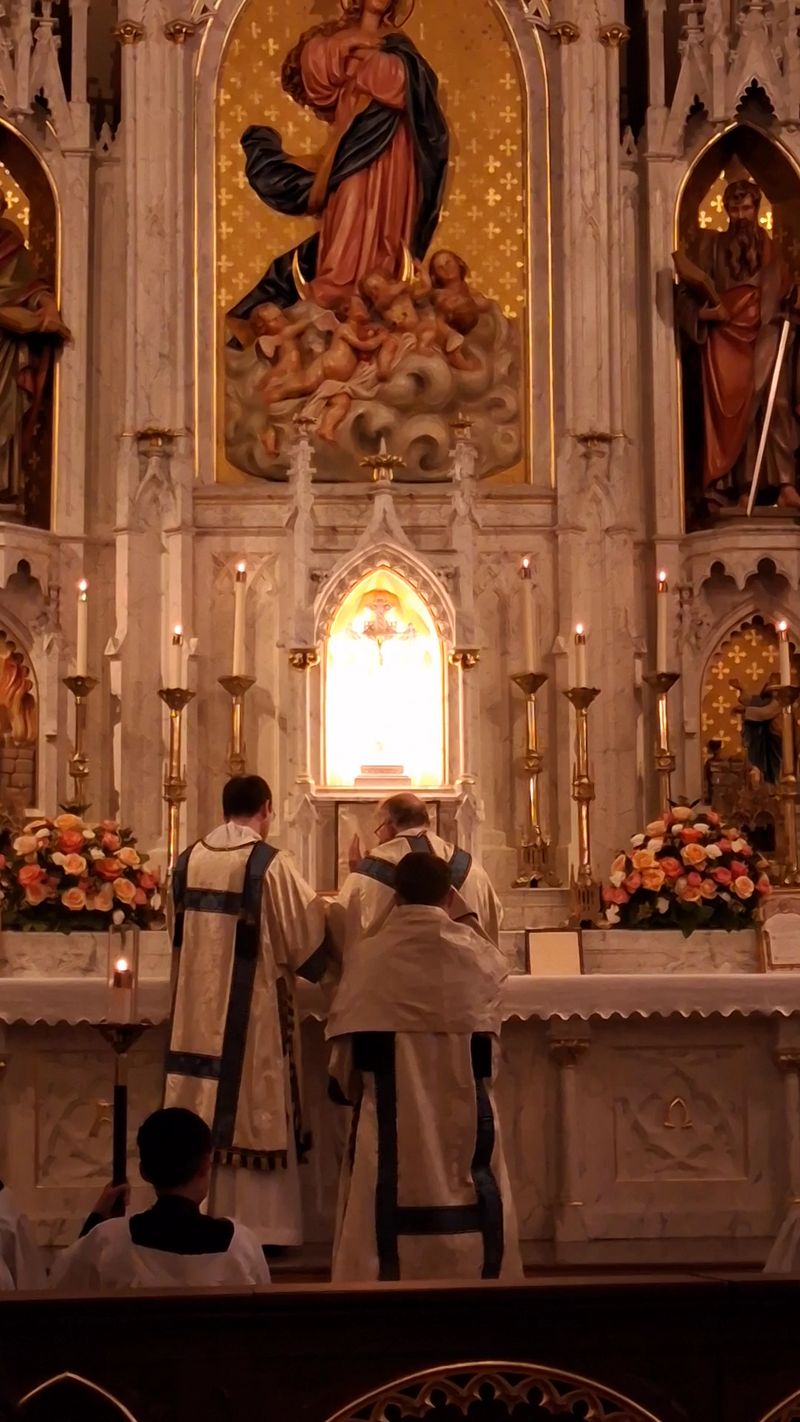 Traditional Latin Mass That Connects Modern Nashville to Ancient Traditions