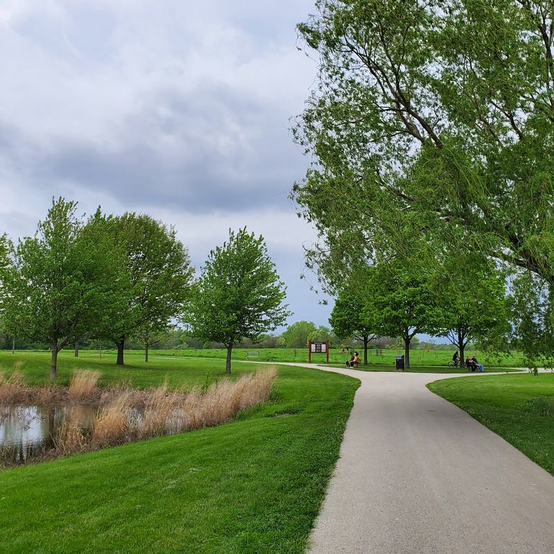 Trails That Keep the Day Easy Trails That Keep the Day Easy