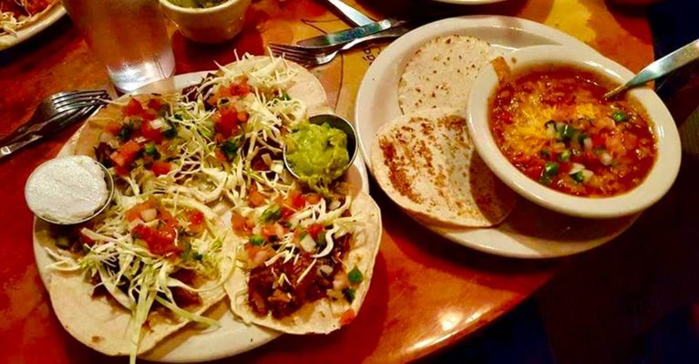 We Ate At 10 Small-Town Texas Restaurants And These Are The Ones Worth Going Back For