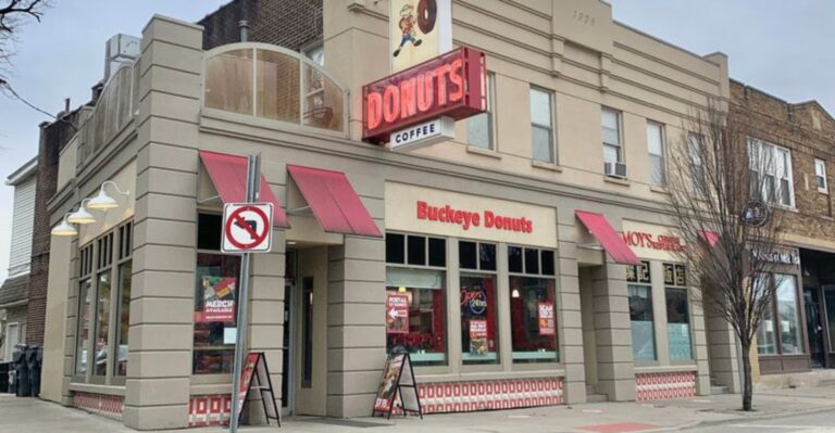 We Ranked 10 Ohio Donut Shops From Tasty To Surprisingly Addictive